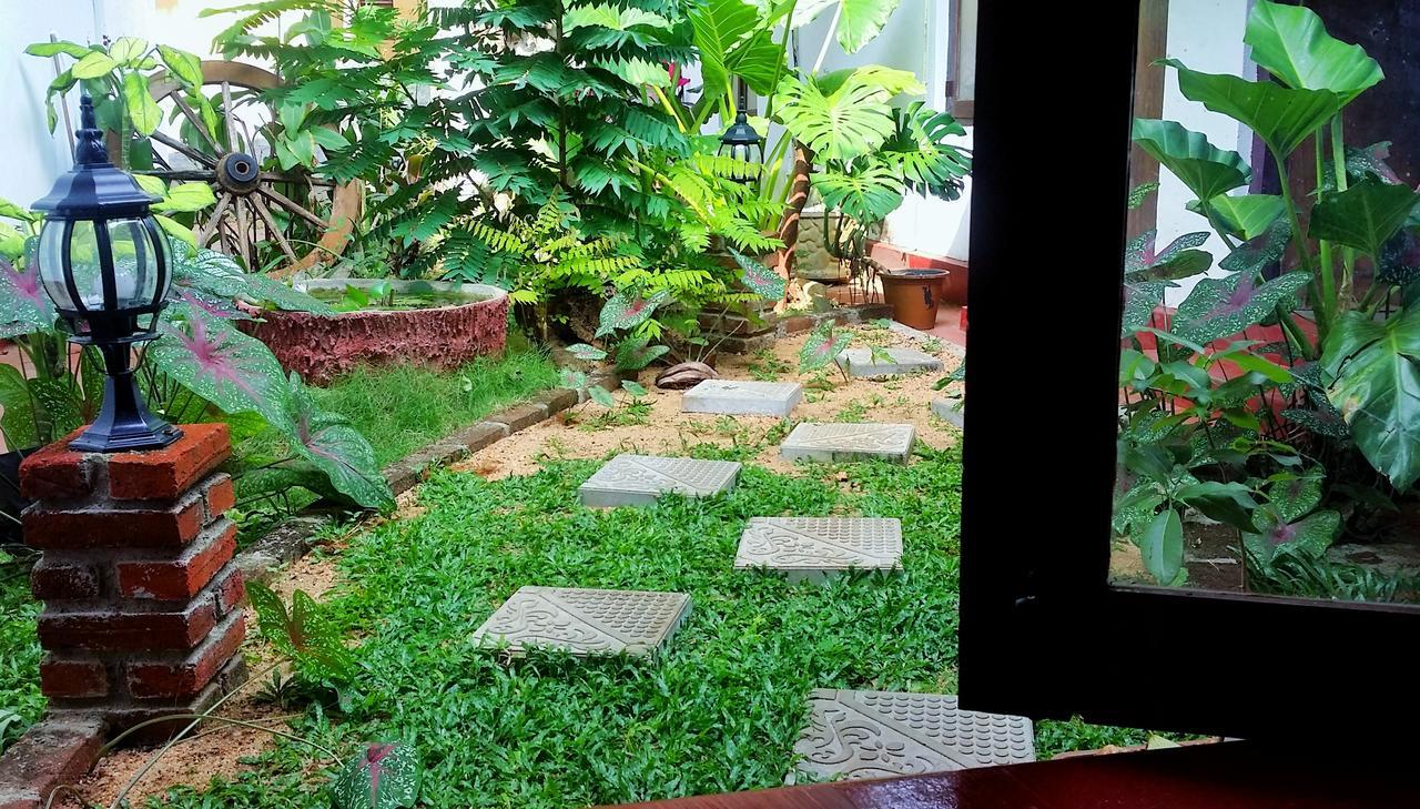 Saubagya Inn Holambra Exterior foto